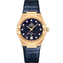 Constellation 29 mm, yellow gold on leather strap - 131.53.29.20.53.001