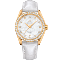 Seamaster 38.5 mm, yellow gold on leather strap - 231.58.39.21.55.002
