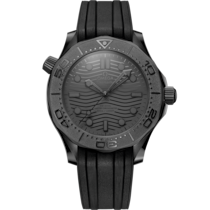 Black dial watch on Black ceramic case with Rubber strap - Seamaster Diver 300M 43.5 mm, black ceramic on rubber strap - 210.92.44.20.01.003