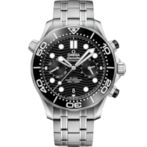 Black dial watch on Steel case with Steel bracelet - Seamaster Diver 300M 44 mm, steel on steel - 210.30.44.51.01.001