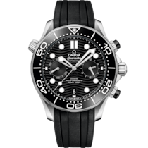 Black dial watch on Steel case with Rubber strap - Seamaster Diver 300M 44 mm, steel on rubber strap - 210.32.44.51.01.001