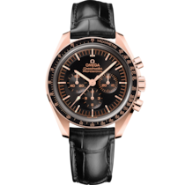Black dial watch on Sedna™ gold case with Leather strap - Speedmaster Moonwatch Professional 42 mm, Sedna™ gold on leather strap - 310.63.42.50.01.001