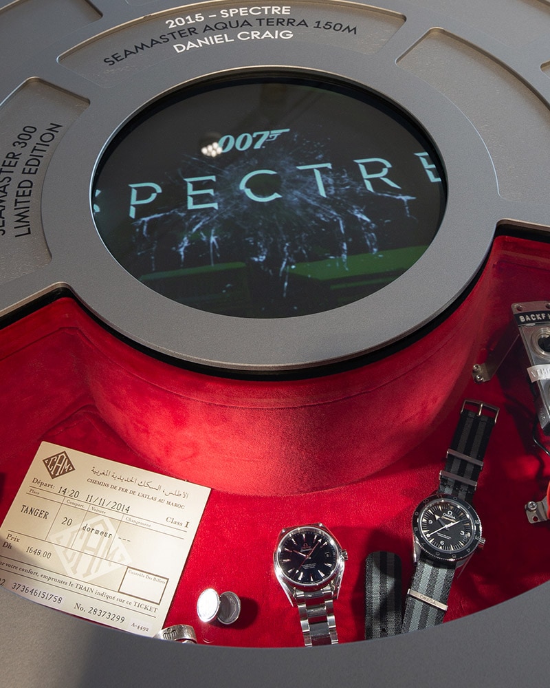 Omega Speedmaster Moonwatch Chronograph Hand-held Lift Ref. 311.32.42.30.13.001 B&P