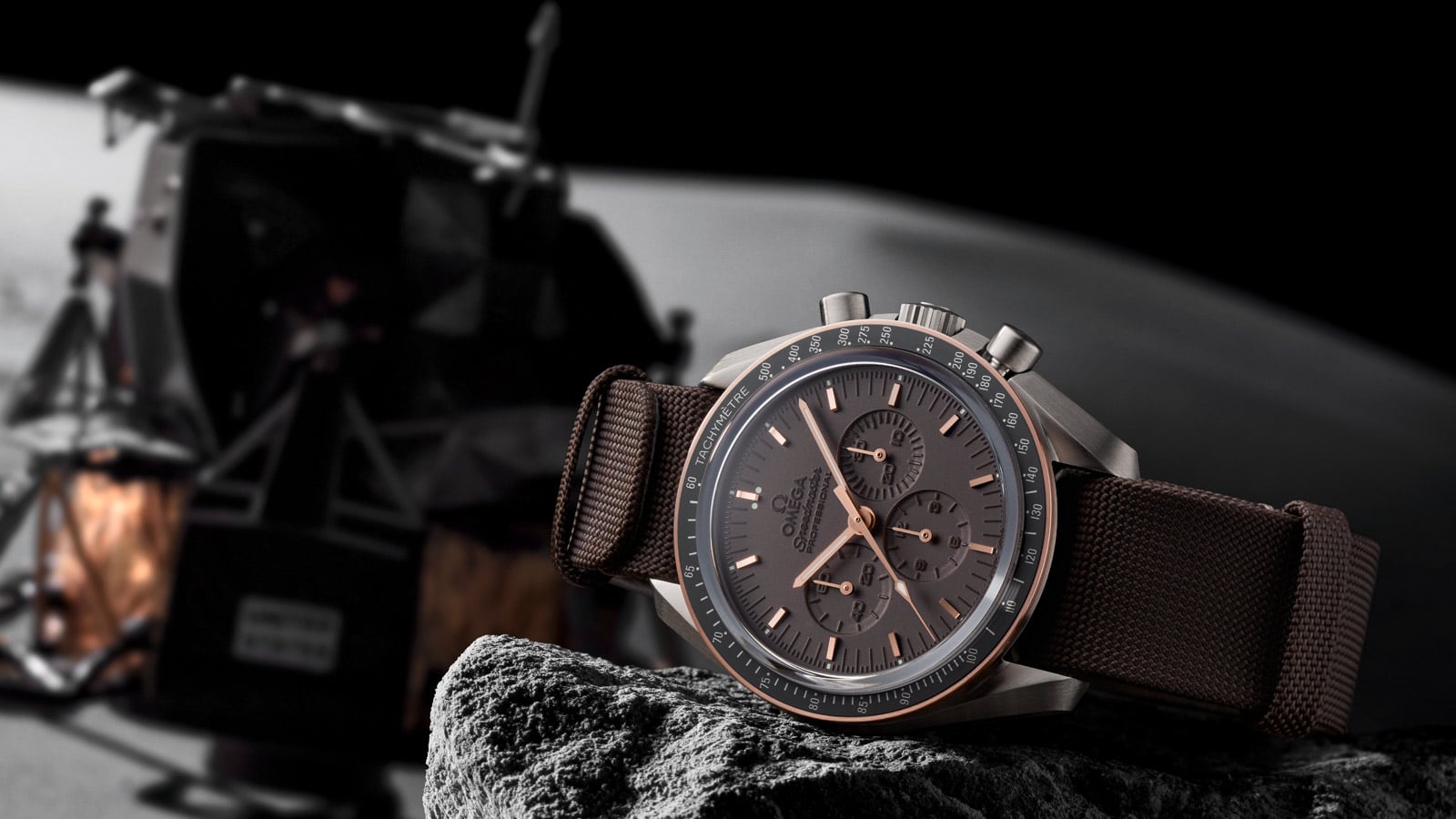 Omega Moonwatch Co-Axial Chronograph 311.90.44.51.03.001Omega Moonwatch Co-Axial Chronograph 311.92.44.51.01.006